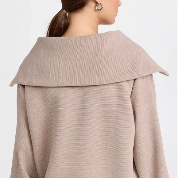 Varley Vine Half Zip Sweatshirt - Picture 4 of 12